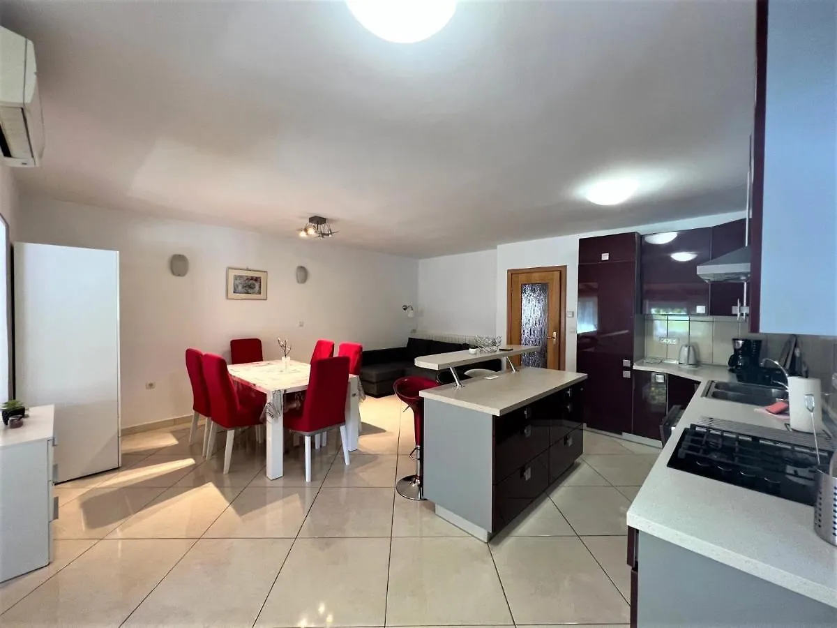 Apartments Radosevic Medulin 0*,  Croatia