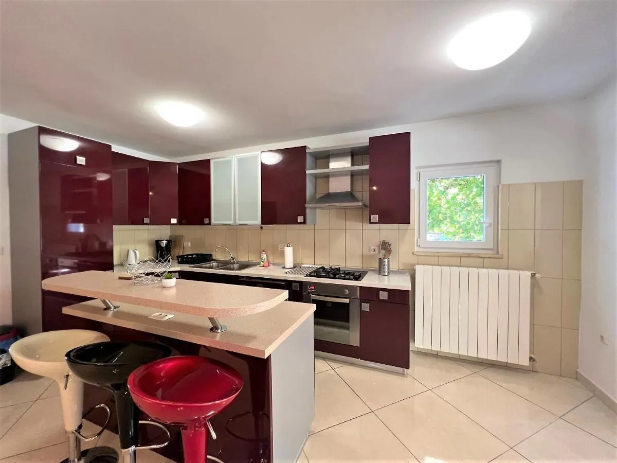 Apartments Radosevic Medulin