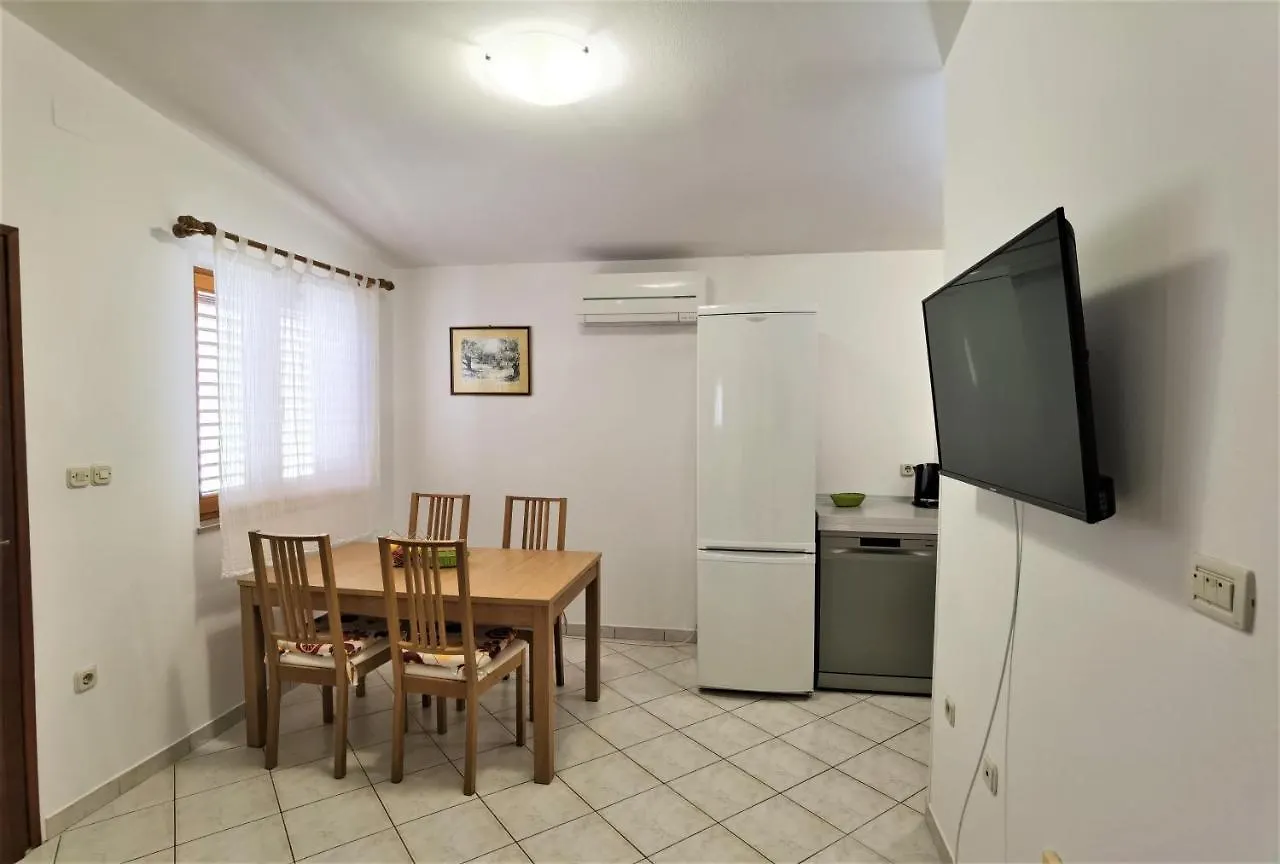 Apartments Radosevic Medulin