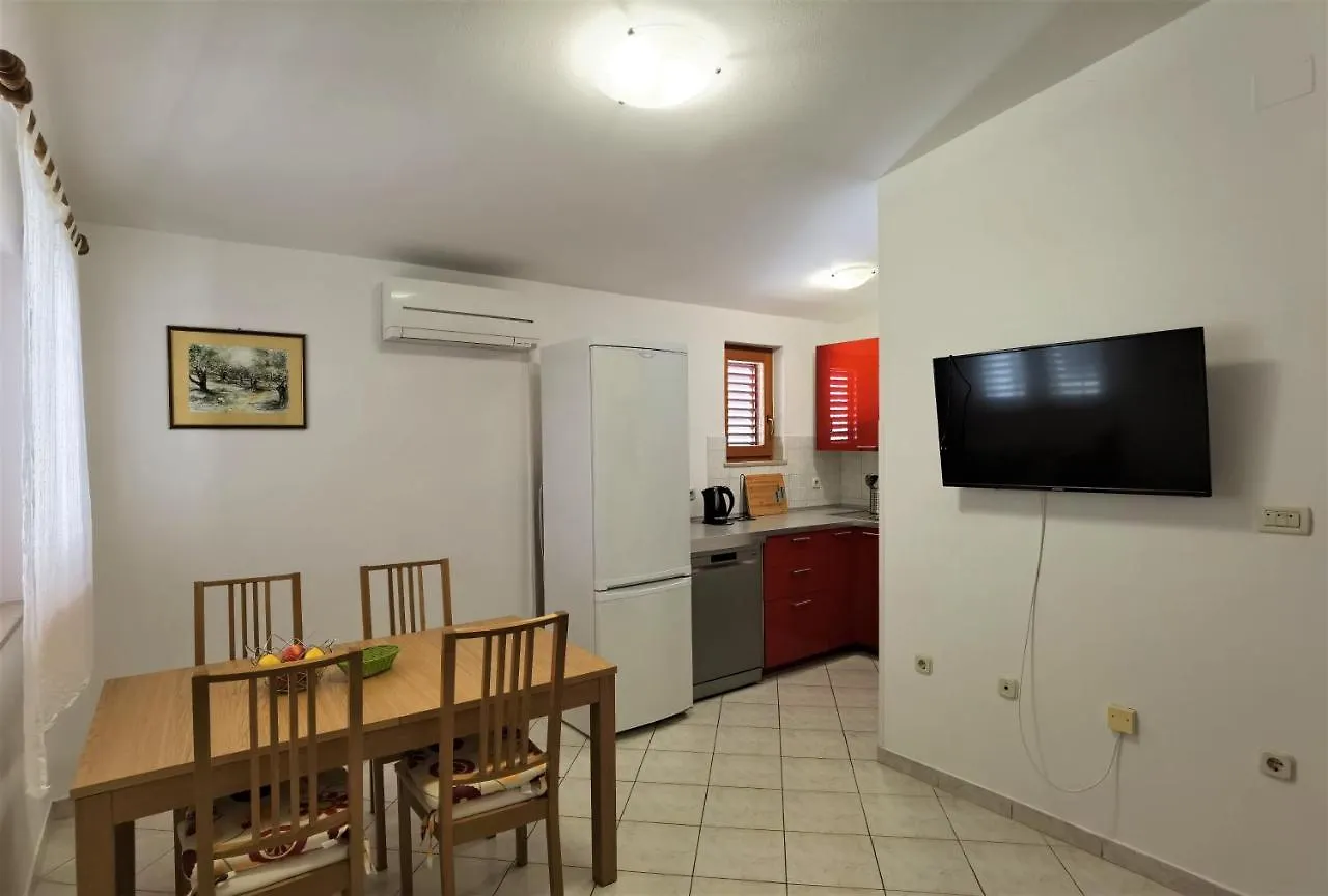 Apartments Radosevic Medulin